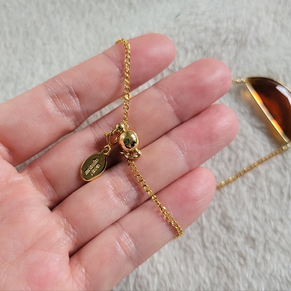 Melania Clara | NWOT Elegant Gold/Amber Half Moon Crystal Pendant Necklace - Picture 6 of 10